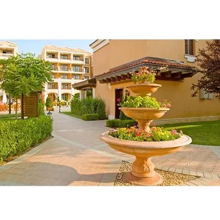 Life Resort- фемили Apartment Sozopol