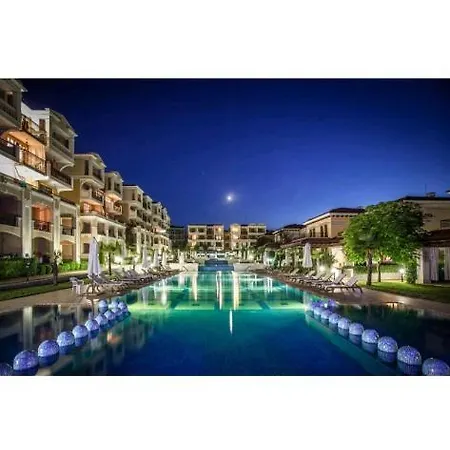Life Resort- фемили *