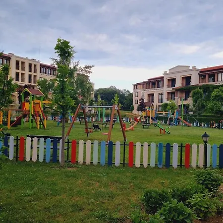 Apartment Life Resort- фемили Sozopol